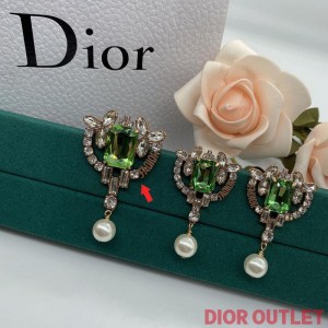 JAdior Brooch, Silver and Green Crystals with White Resin Pearls Gold